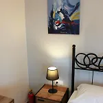 아파트 Budget 2 - Renovated January 2020 *