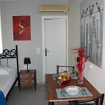 Budget 2 - Renovated January 2020 *