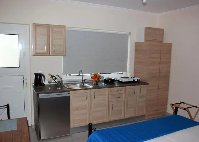 Budget 2 - Renovated January 2020 Apartament Haraki