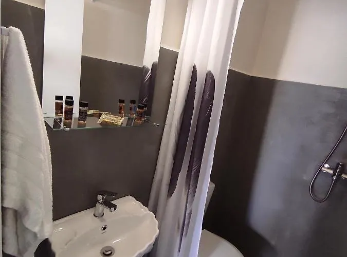 Apartament Budget 2 - Renovated January 2020 Haraki