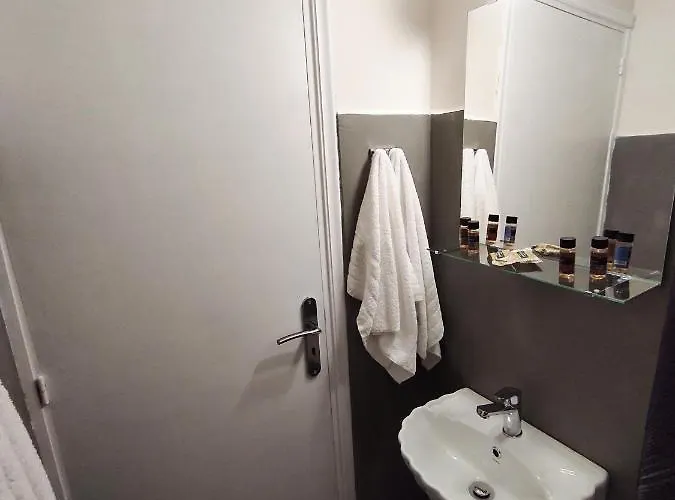 Apartament Budget 2 - Renovated January 2020 Haraki