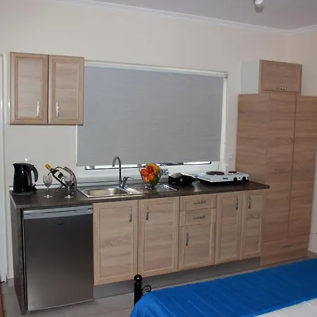 Budget 2 - Renovated January 2020 Lejlighed Haraki