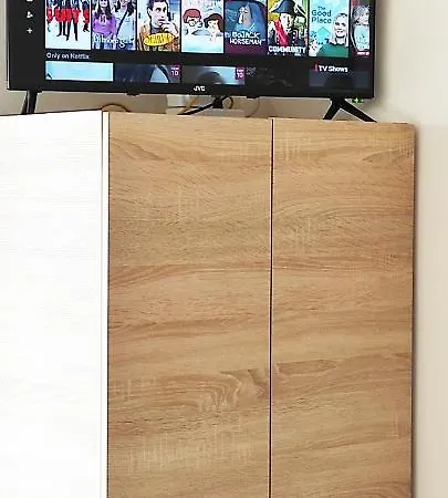 Apartment Budget 2 - Renovated January 2020 *